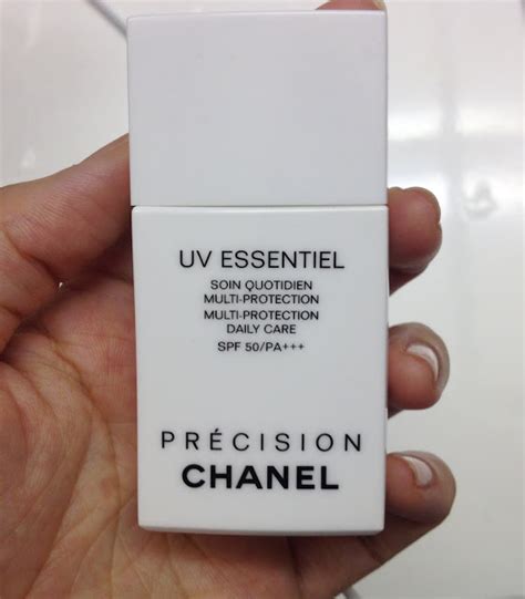 uv essentiel precision chanel